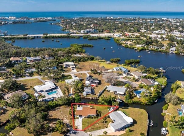 501 CANAL WAY, NOKOMIS, FL 34275
