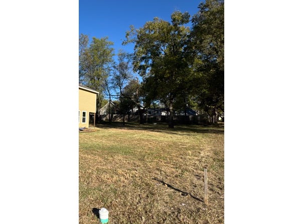 625 E Murray Street, Denison, TX 75021