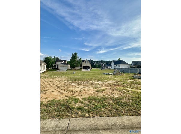 Copper Leaf Walk lot: 23, Gadsden, AL 35901