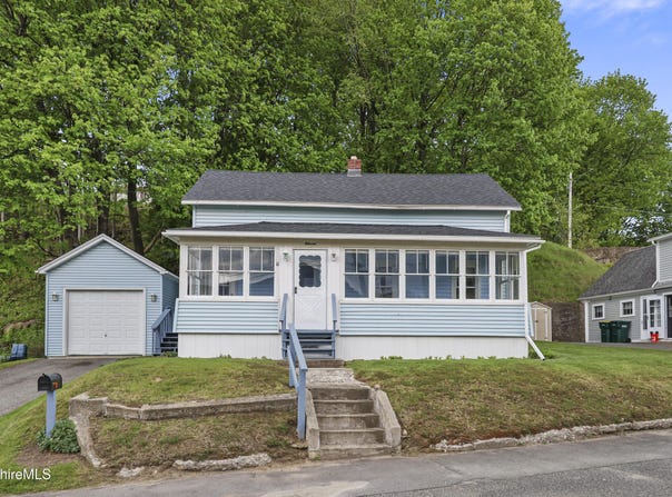 11 Richmond Ln, Adams, MA 01220