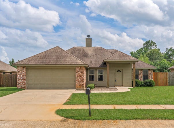 520 Big Red Circle, Haughton, LA 71037