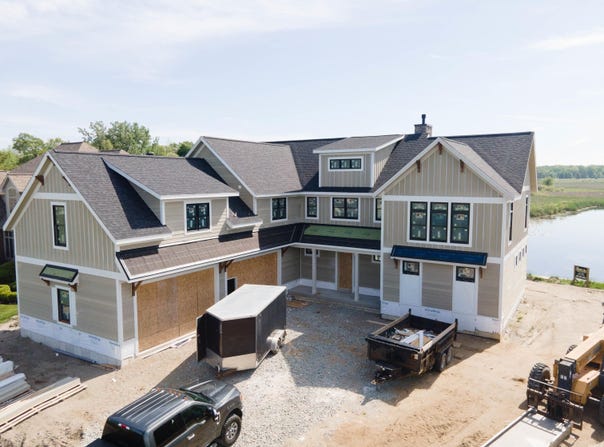 8199 E Constitution Drive, Syracuse, IN 46567