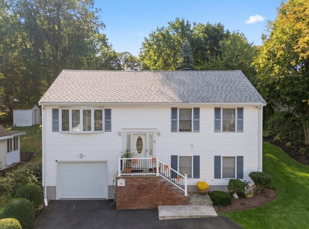 36 Washington Ave, Lynn, MA 01905