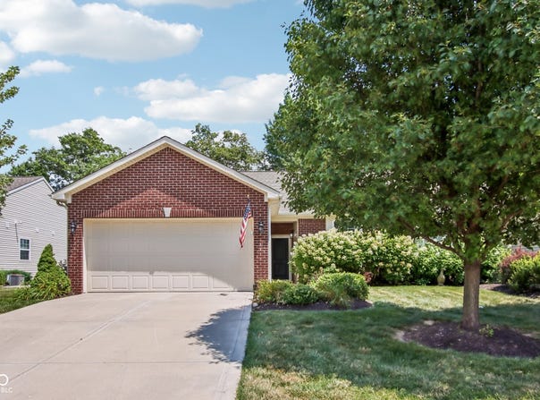 425 Dylan Drive, Avon, IN 46123