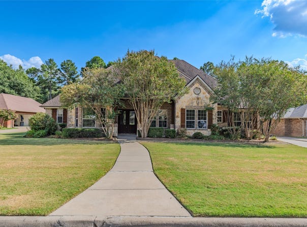 2007 Creekview Drive, Commerce, TX 75428