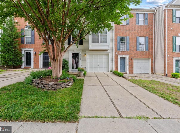 21980 BOX CAR Square, STERLING, VA 20166