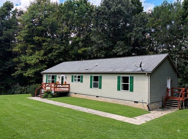 39088 Mcdaniel Road, Nelsonville, OH 45764