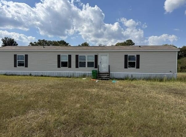 138 Brandon Circle, CHATSWORTH, GA 30705