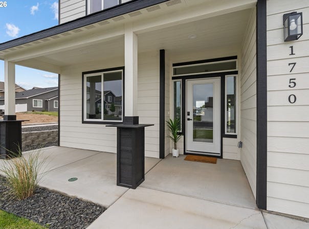 1750 NE 8th Pl, Hermiston, OR 97838