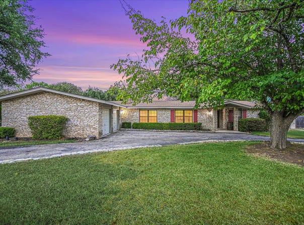 1004 Biscayne Cv SW, Lakeway, TX 78734