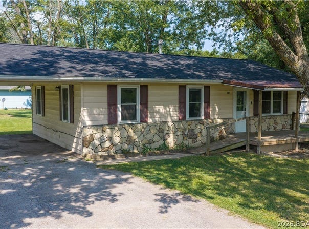 201 N Sandfort Avenue, Eldon, MO 65026