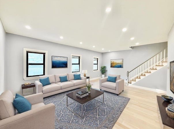 15 Berwick St, Melrose, MA 02176