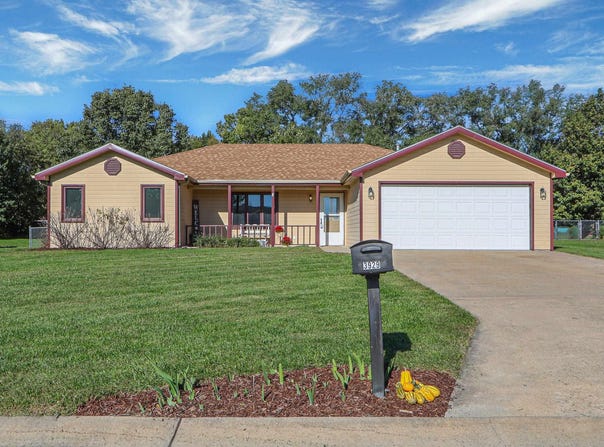 3929 Forrest Lane, Manhattan, KS 66502