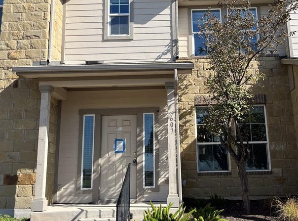 607 Katmai Cir, Pflugerville, TX 78660