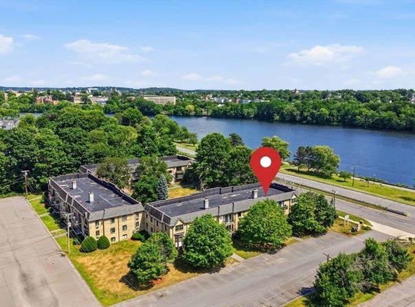 303 Pawtucket Blvd, Lowell, MA 01854