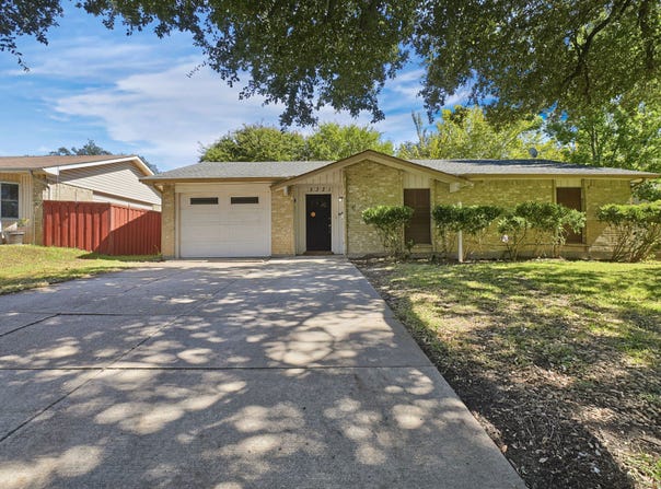5321 Saddleback Road, Garland, TX 75043