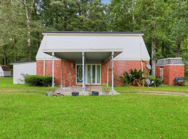240 Country Lane, Clinton, SC 29325
