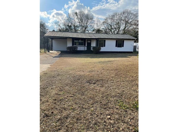 207 Smart Road, TROY, AL 36081