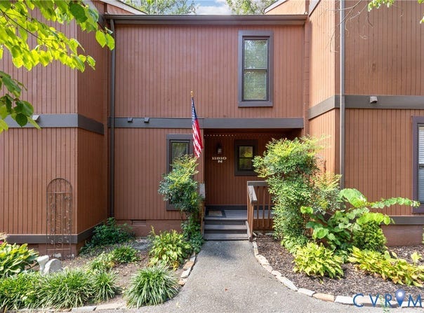 11810 N Briar Patch Dr, Midlothian, VA 23113