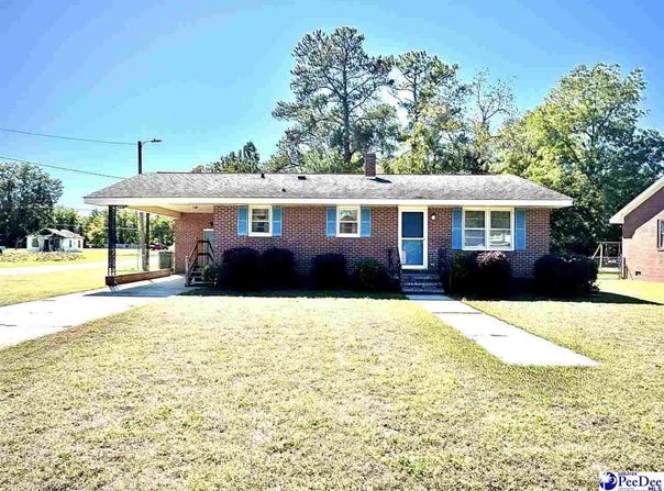 1422 E Harrison Street, Dillon, SC 29536