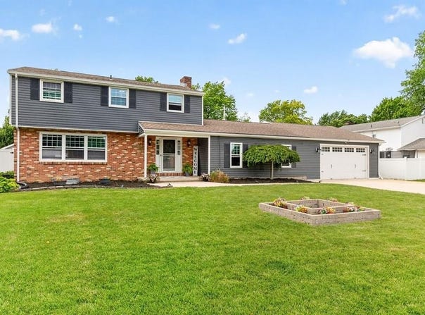 1143 Rosedale, Bucyrus, OH 44820