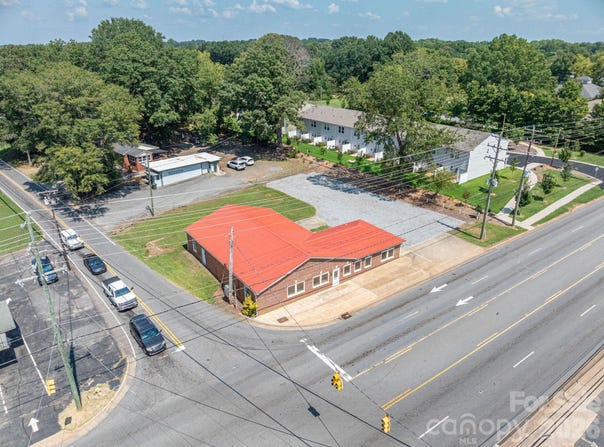 2303 E Main Street, Lincolnton, NC 28092