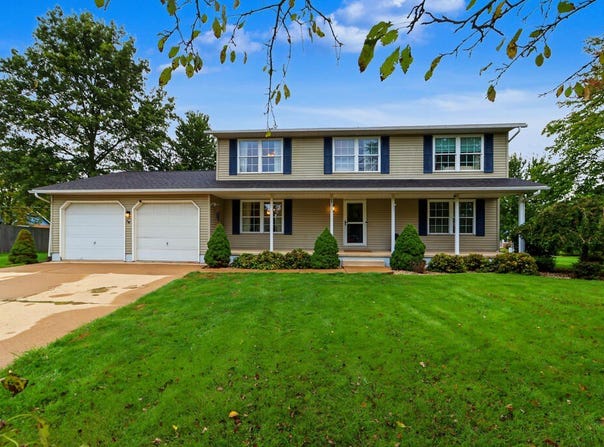 602 Linden Lane, Willard, OH 44890