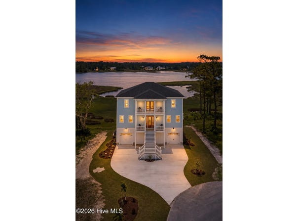 325 Anson Road, Beaufort, NC 28516