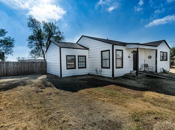 309 S Date St, Plainview, TX 79072