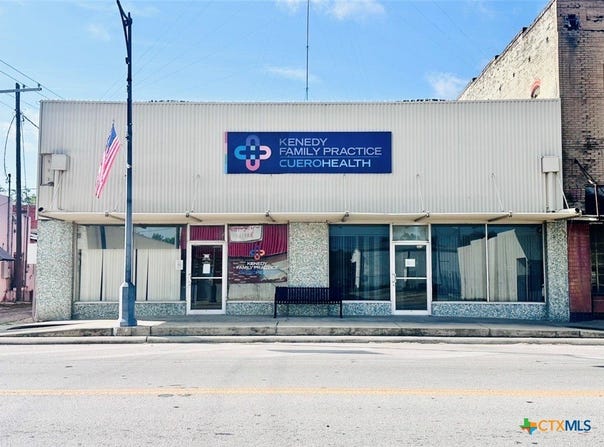 113 W Main St, Kenedy, TX 78119