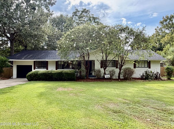 104 Sunset Drive, Clinton, MS 39056