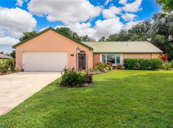 4559 Springview Circle, Labelle, FL 33935