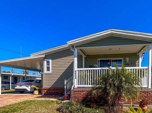 4411 Calm Harbor St, Bradenton, FL 34207