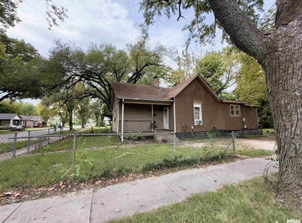 1229 E BROWN Street, Springfield, IL 62703