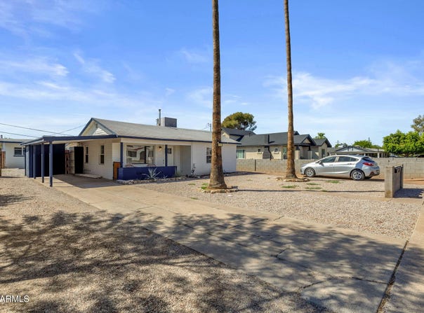 1923 E YALE Street, Phoenix, AZ 85006