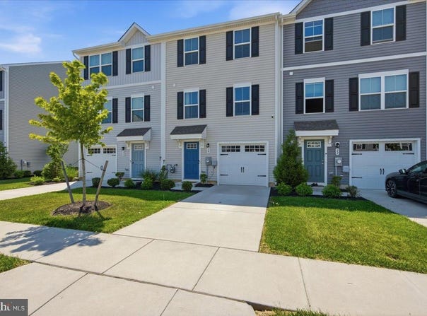 24-L WENDOWSKI Street, BEVERLY, NJ 08010