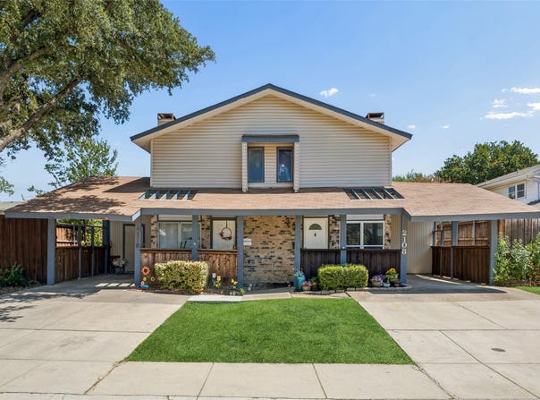 2108 Via Madonna, Carrollton, TX 75006