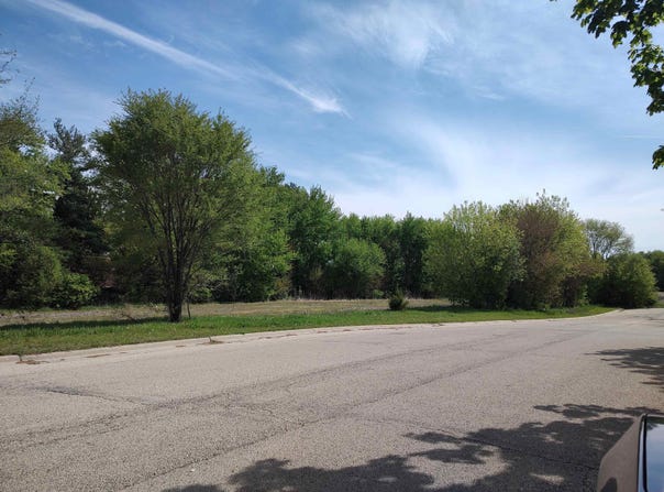 003 E Britnie Drive, POPLAR GROVE, IL 61065