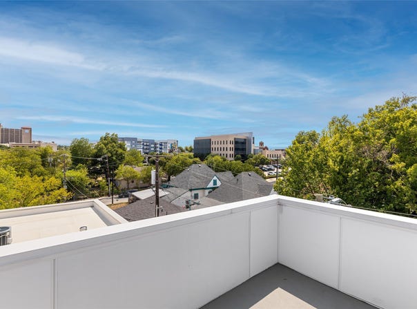 1120 Galveston Avenue, Fort Worth, TX 76104