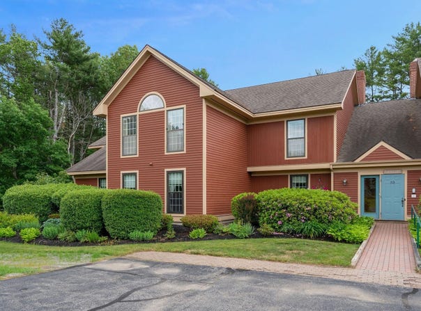 53 Estates Drive, Manchester, ME 04351