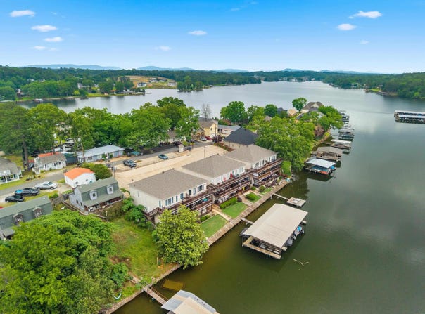 122 CHAMBERS Point, Hot Springs, AR 71913