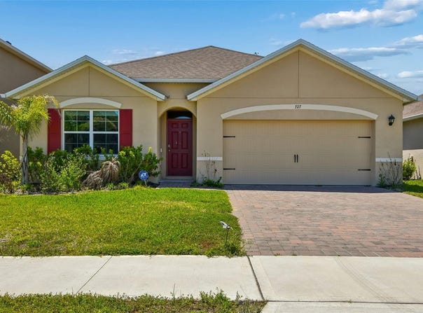 727 LAZIO Circle, DEBARY, FL 32713