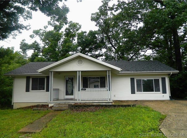211 Ballenger Road, Lake Ozark, MO 65049