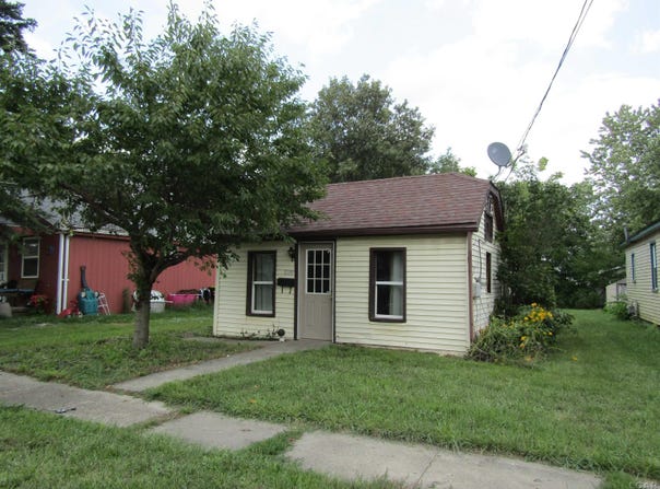 741 Oak Street, Adrian, MI 49221