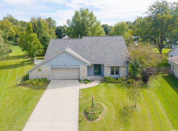 8915 Sunburst Lane, Fort Wayne, IN 46804