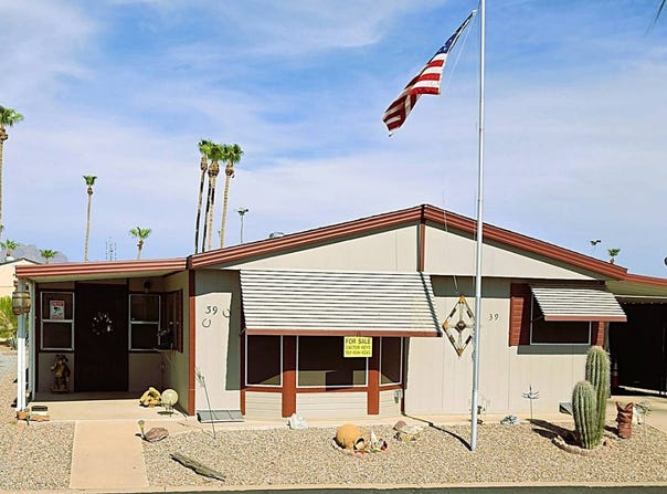 53 N Mountain Road, Apache Junction, AZ 85120
