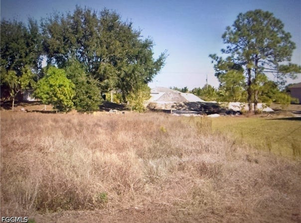 3206 20th Street SW, Lehigh Acres, FL 33976