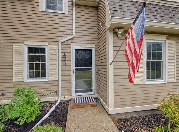 52 Blacksmith Road, Wells, ME 04090