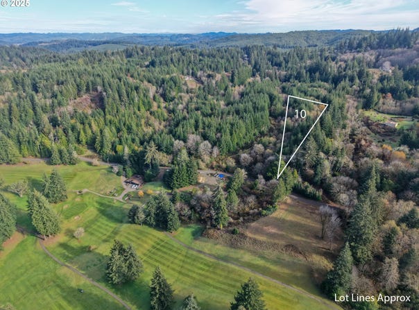 10 Pierson, CoosBay, OR 97420