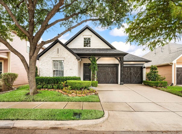 2301 Grizzly Run Lane, Euless, TX 76039